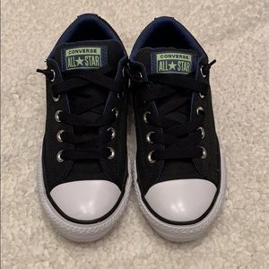 boys black converse shoes